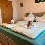بيت ضيافة Haus Kleiner إجينغ